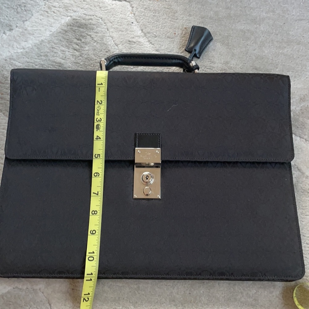 Valentino Garavani briefcase in black leather - Picture 9 of 10